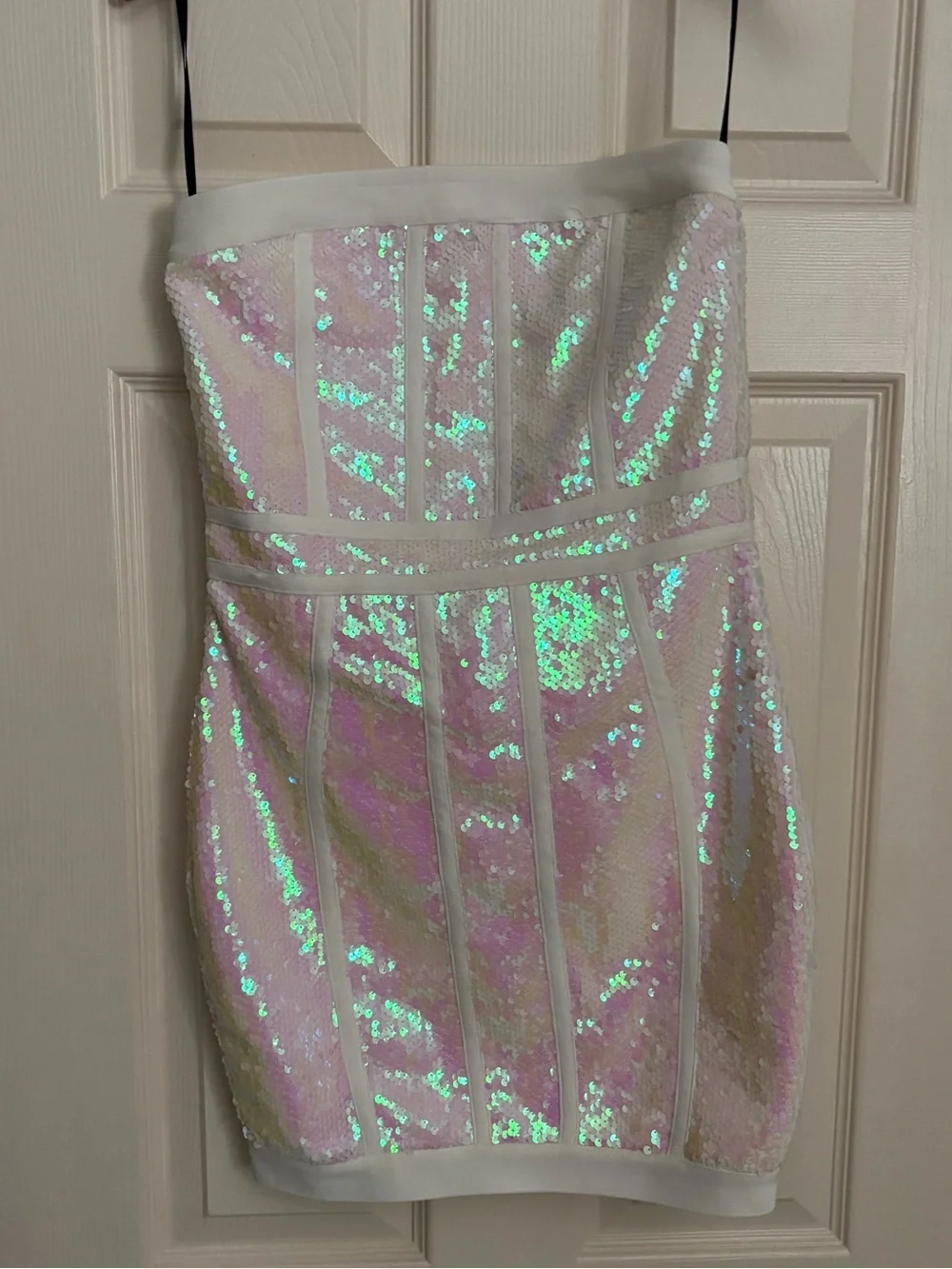 Forever 21 iridescent pink white sequin strapless bodycon mini dress - Picture 3 of 9